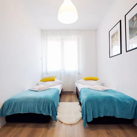 Ogrodnicza, Sun & Snow *