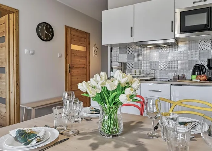 Ogrodnicza, Sun & Snow *