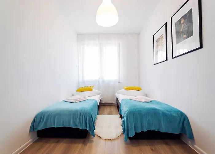 Ogrodnicza, Sun & Snow *